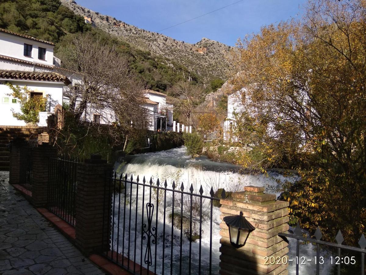 Casa Estacion De Benaojan Villa Bagian luar foto